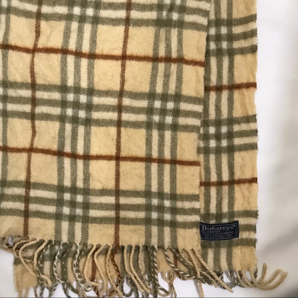 Burberry scarf
